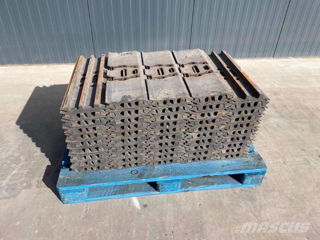 JCB JS240 Pásy, řetězy a podvozek