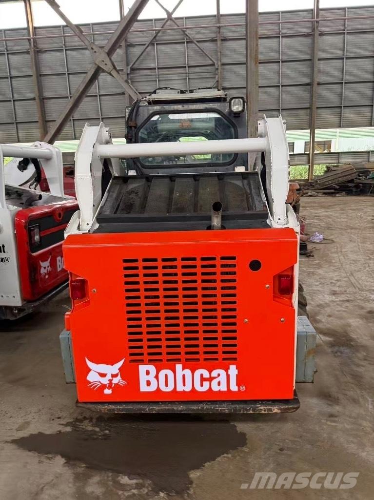 Bobcat S 18 Smykem řízené nakladače