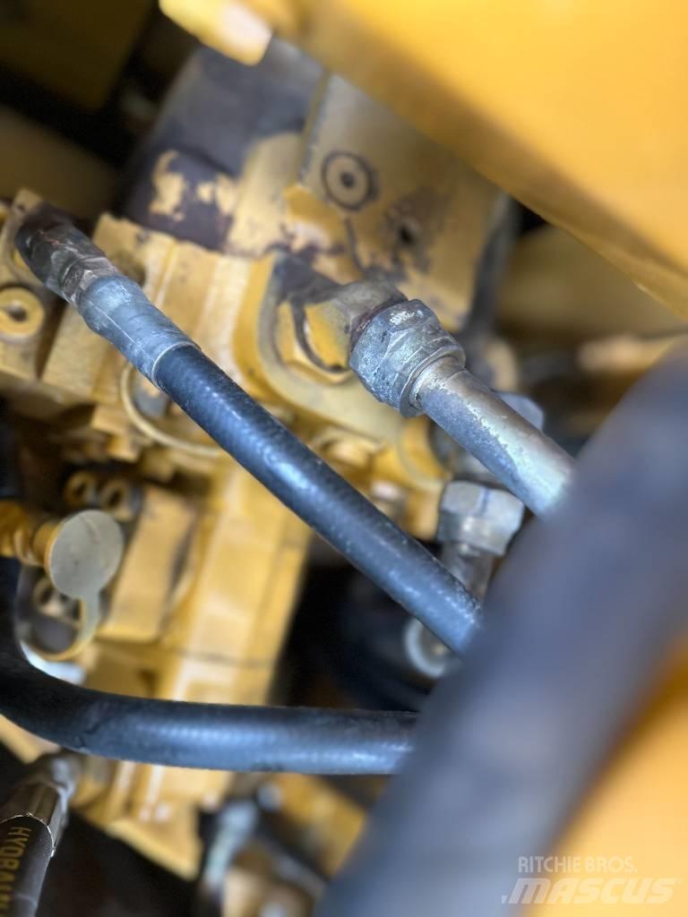 CAT 308C Pásová rýpadla