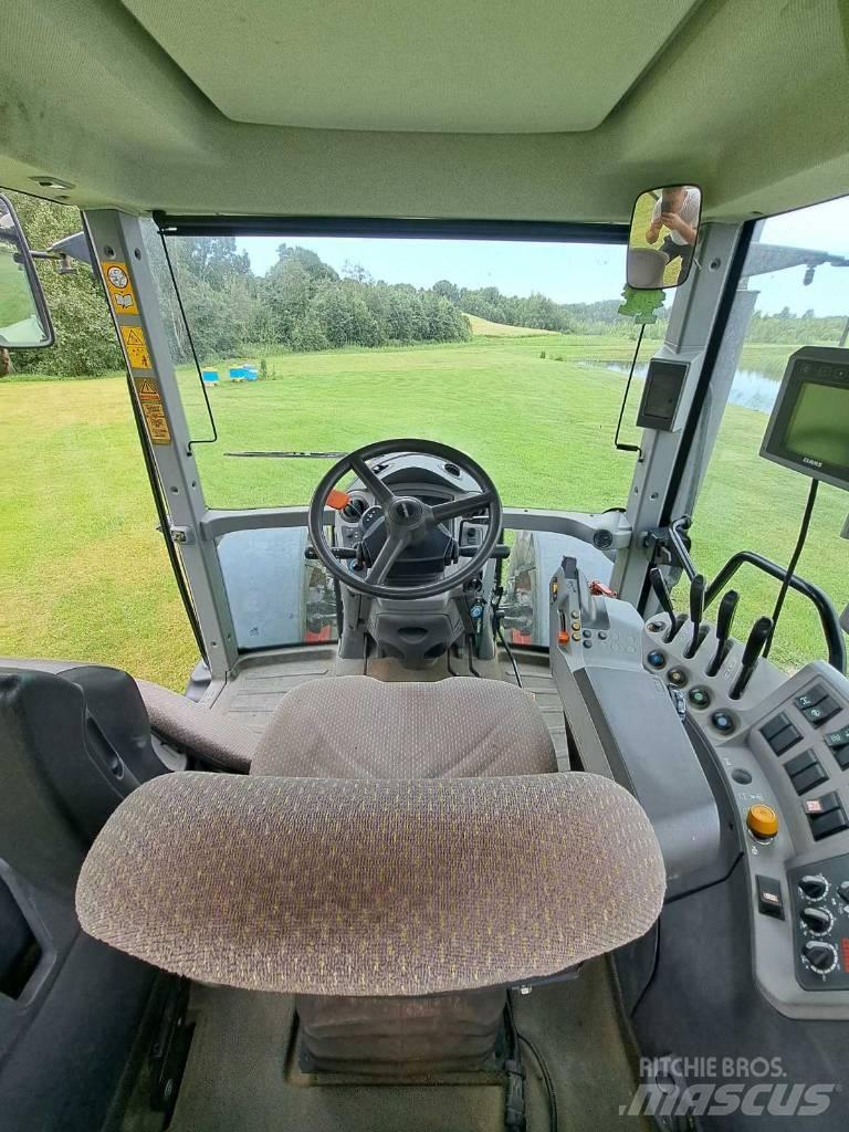 CLAAS Arion 640 Traktory