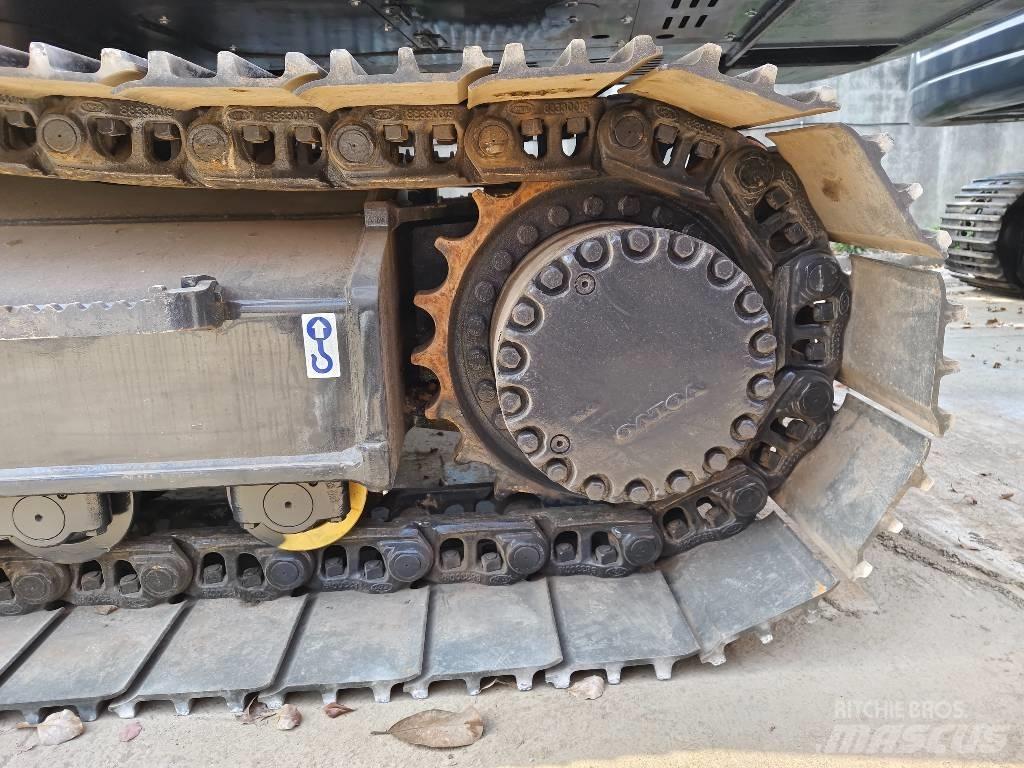 Volvo EC 380 D L Pásová rýpadla