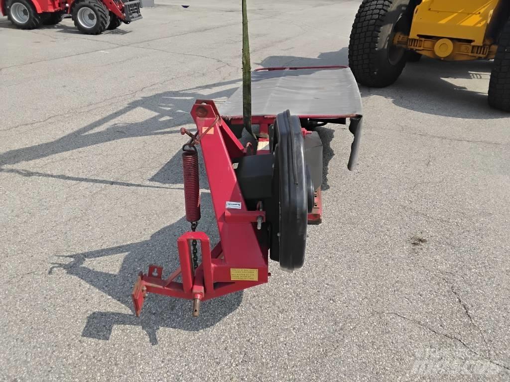 YLÖ NK185 Žací stroje