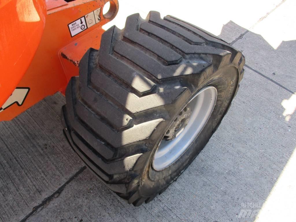 JLG 450AJ (901) Kompaktní samohybné kloubové plošiny