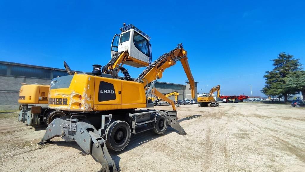 Liebherr LH 30 M Stroje pro manipulaci s odpadem