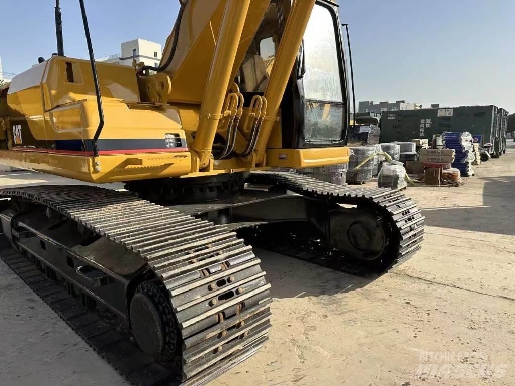 CAT 325 B L Pásová rýpadla