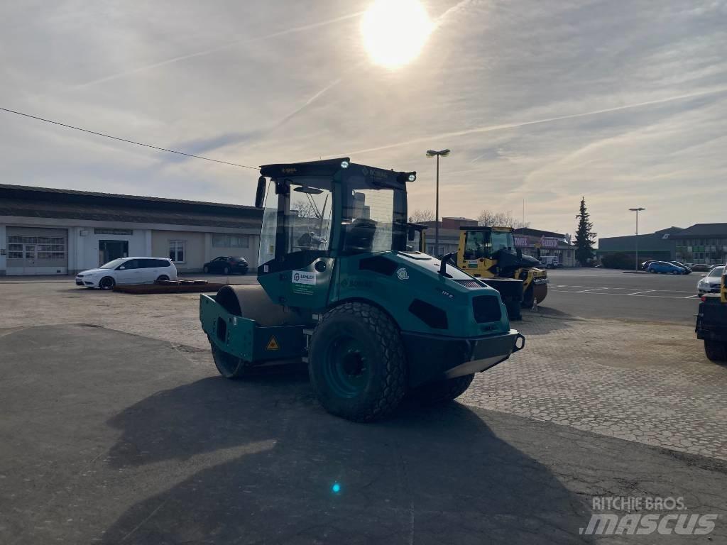 Bomag BW 177 D-5 Tahačové válce