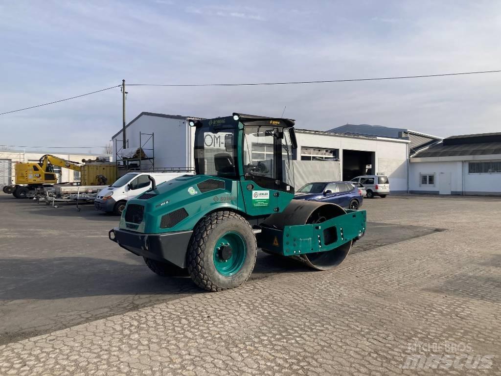 Bomag BW 177 D-5 Tahačové válce