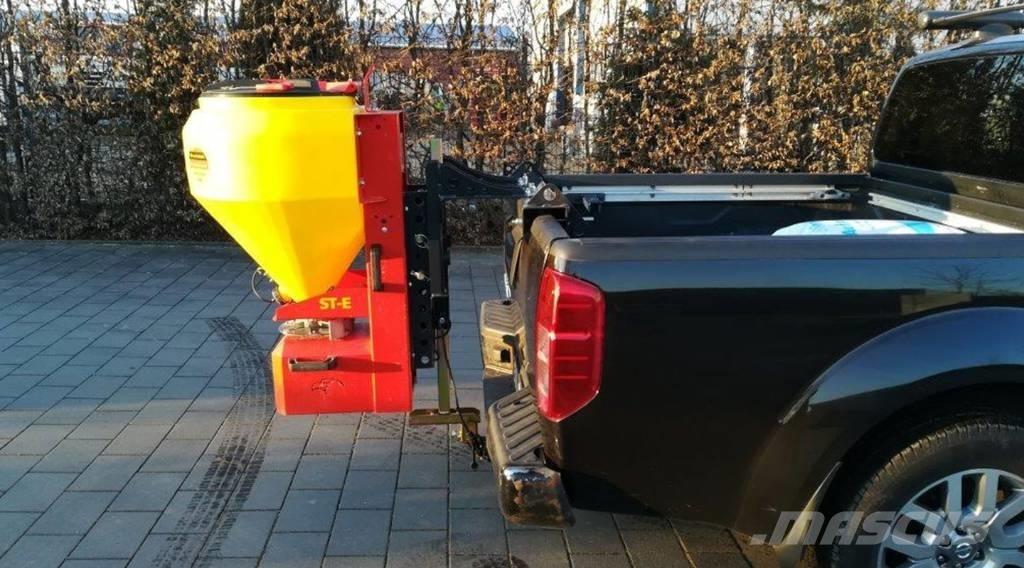 Adler ST - E 200 Sypače písku a soli