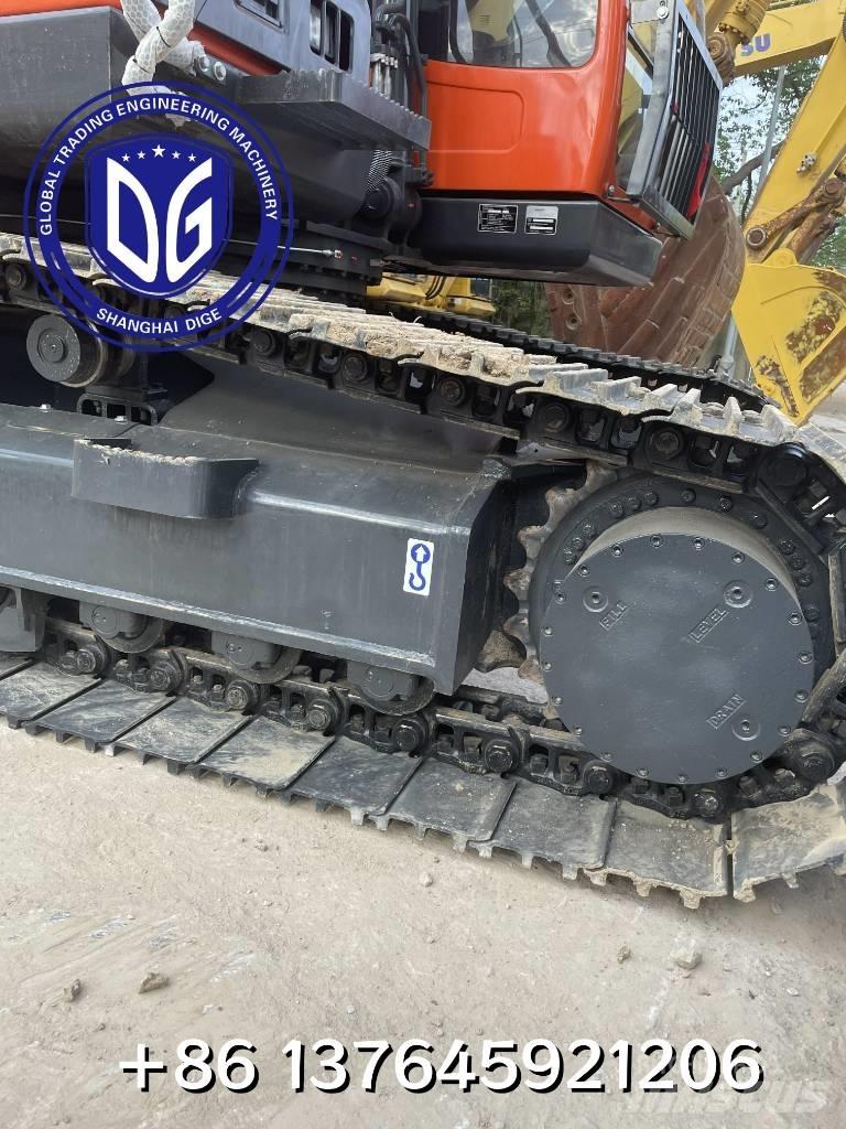Doosan DX 225 LCA Pásová rýpadla