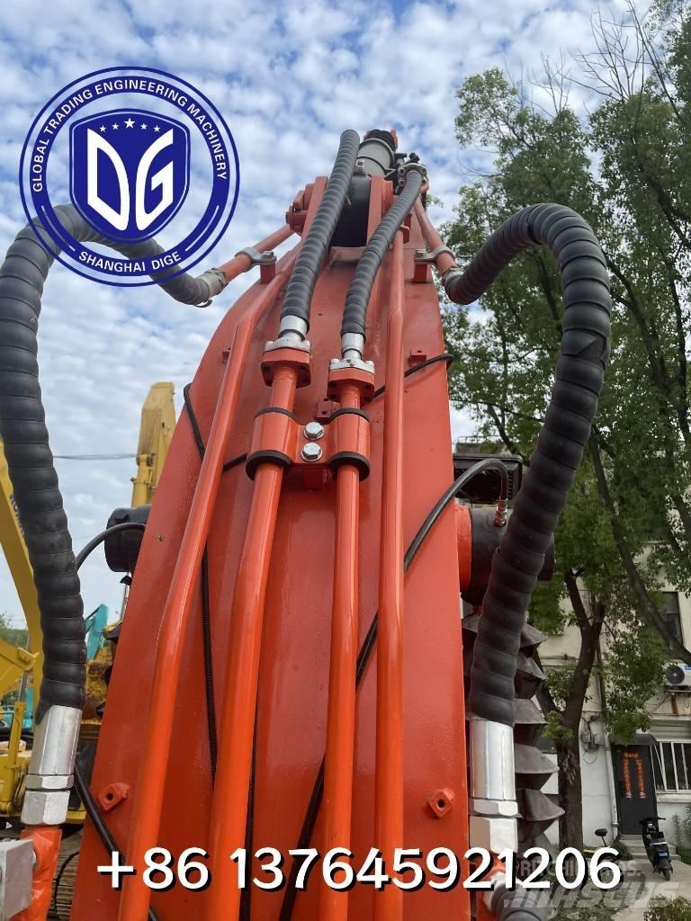 Doosan DX 225 LCA Pásová rýpadla