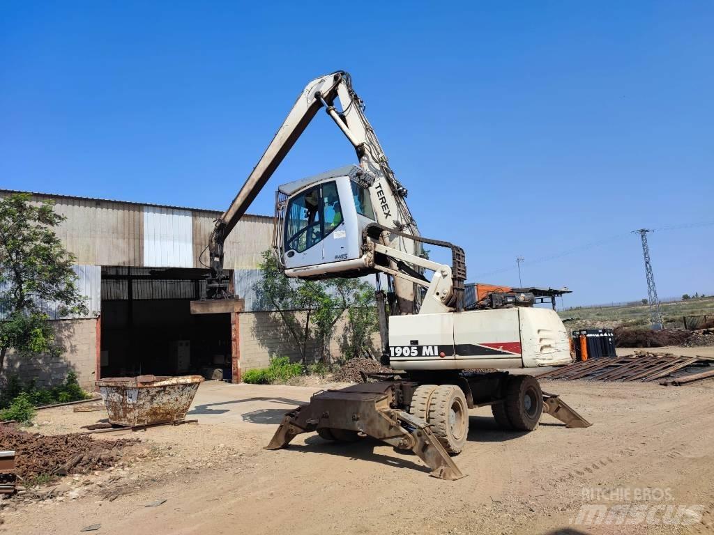 Atlas 1905 MI Stroje pro manipulaci s odpadem