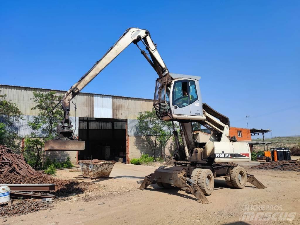 Atlas 1905 MI Stroje pro manipulaci s odpadem