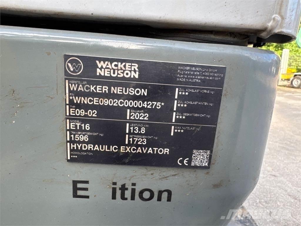 Wacker Neuson ET16 Pásová rýpadla