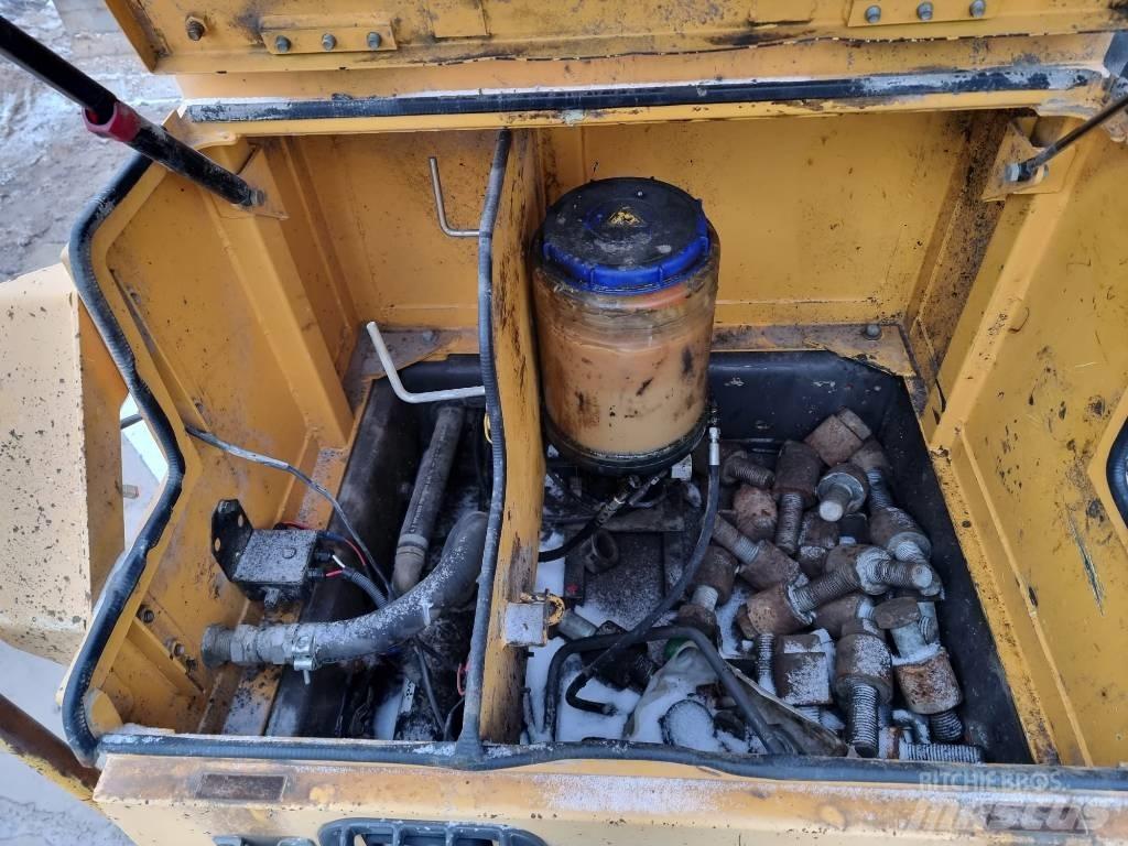 Volvo EC 700 B LC Pásová rýpadla