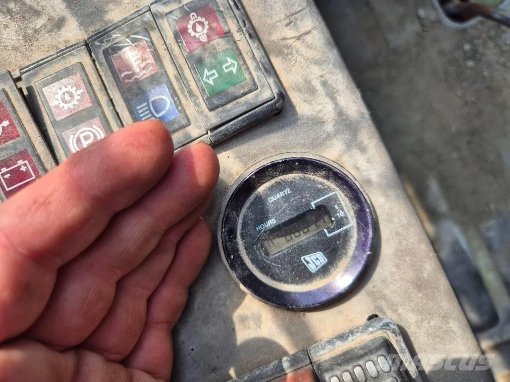 JCB 926 Terénní vysokozdvižné vozíky