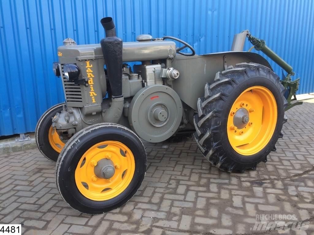 Landini Velite 2WD Traktory