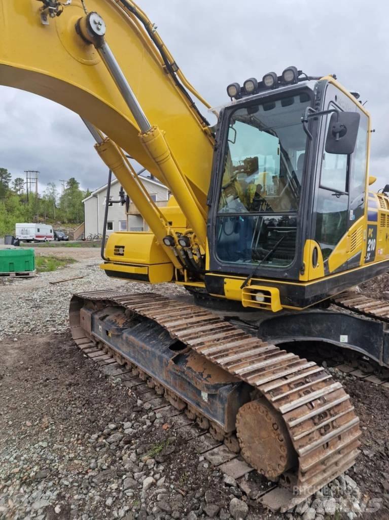 Komatsu PC 210 LC Pásová rýpadla