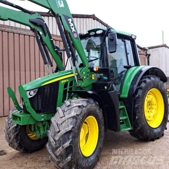 John Deere 6120M Traktory