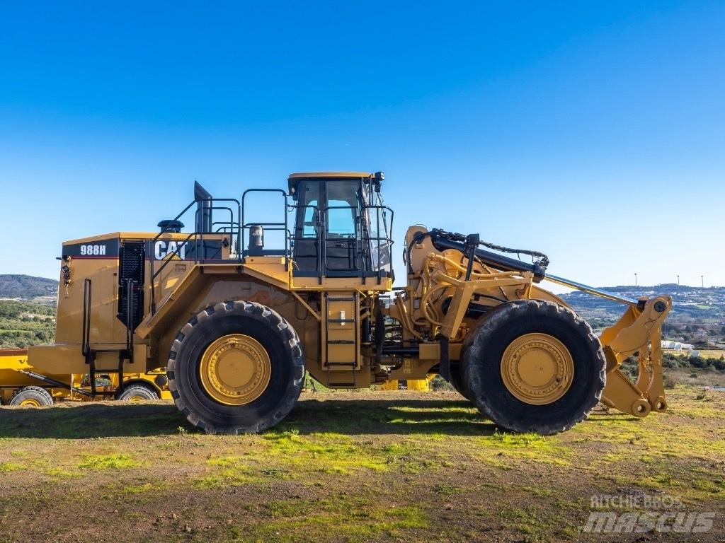CAT 988 H Kolové nakladače