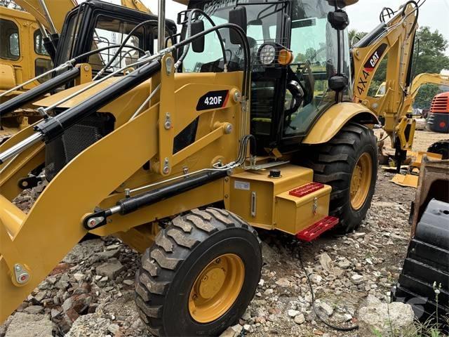 CAT 420 F Rýpadlo-nakladače