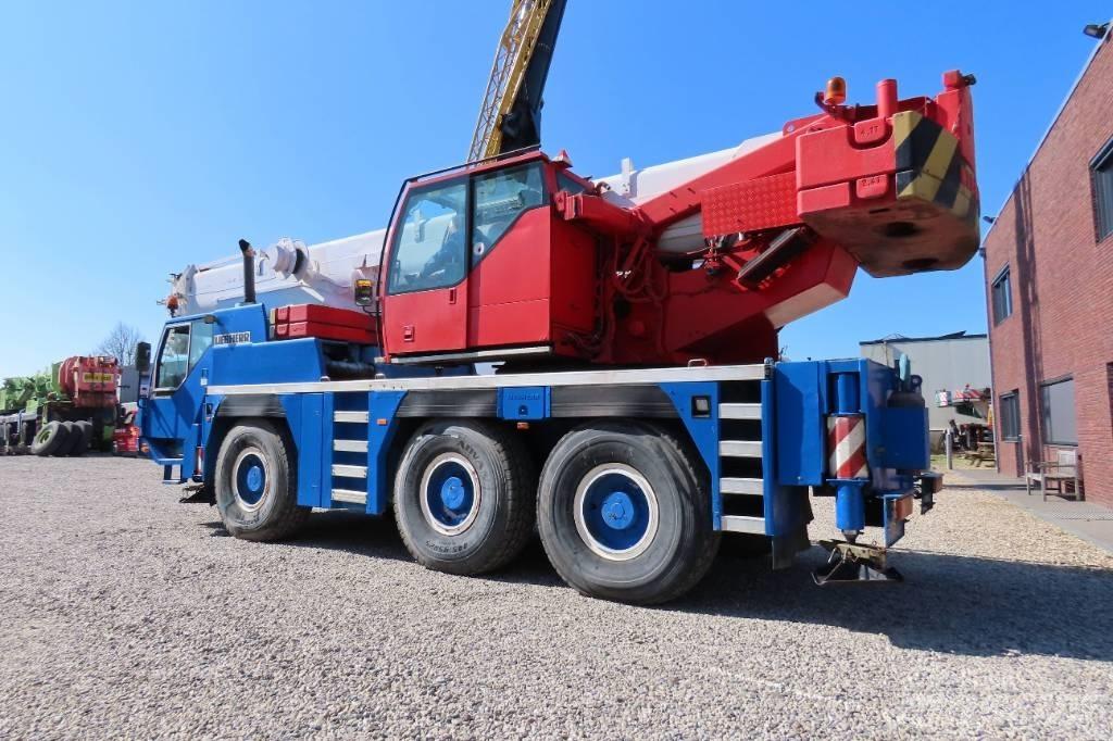 Liebherr LTM 1055-1 Univerzální terénní jeřáby
