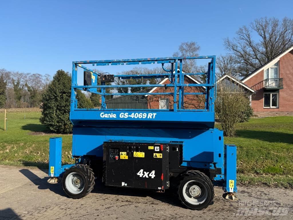 Genie GS 4069 RT Nůžková zvedací plošina