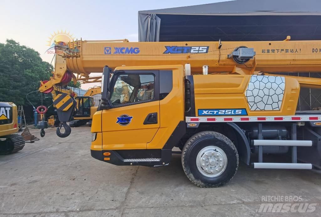 XCMG XCT 25L5 Univerzální terénní jeřáby