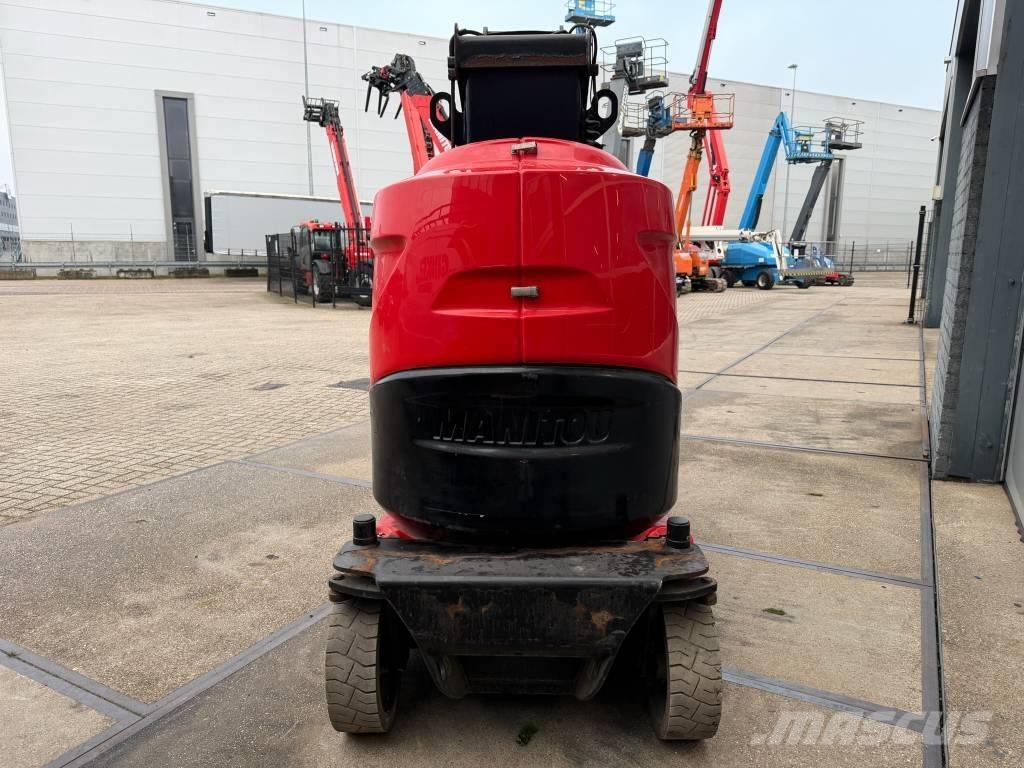 Manitou 100 VJR Vertikální sloupové výtahy