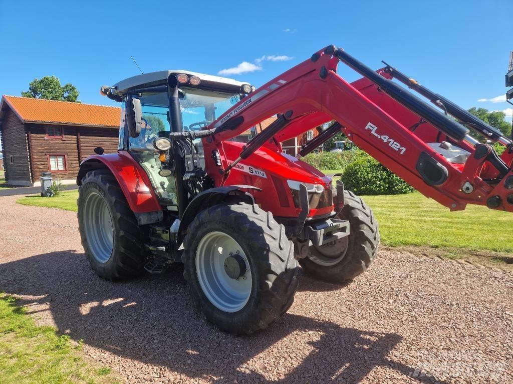 Massey Ferguson 5713 Traktory