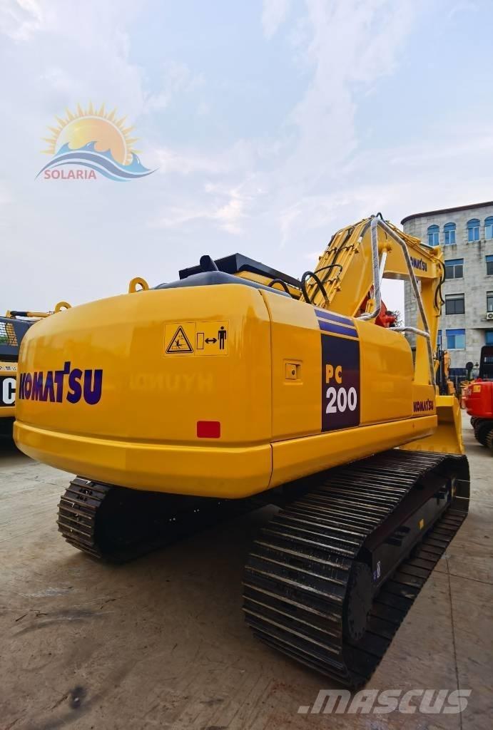 Komatsu PC 200-7 Pásová rýpadla