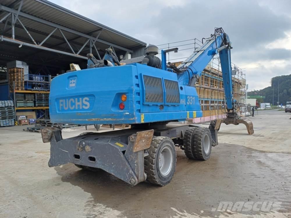 Fuchs MHL 331 Stroje pro manipulaci s odpadem