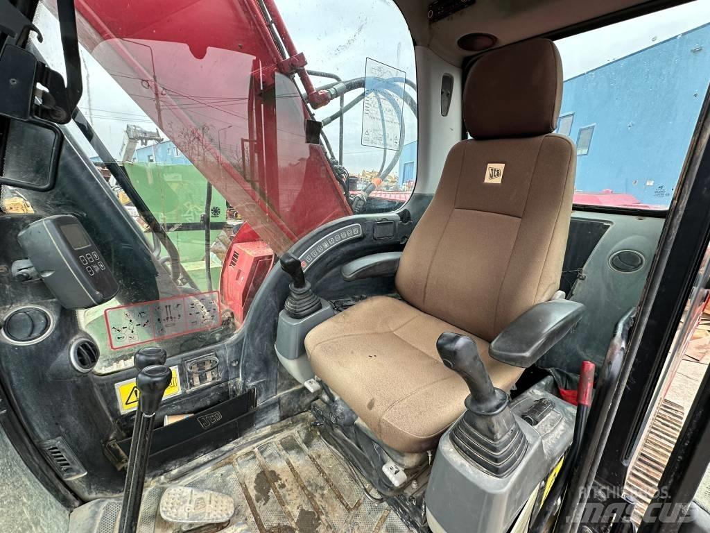 JCB JS 240 N LC Pásová rýpadla