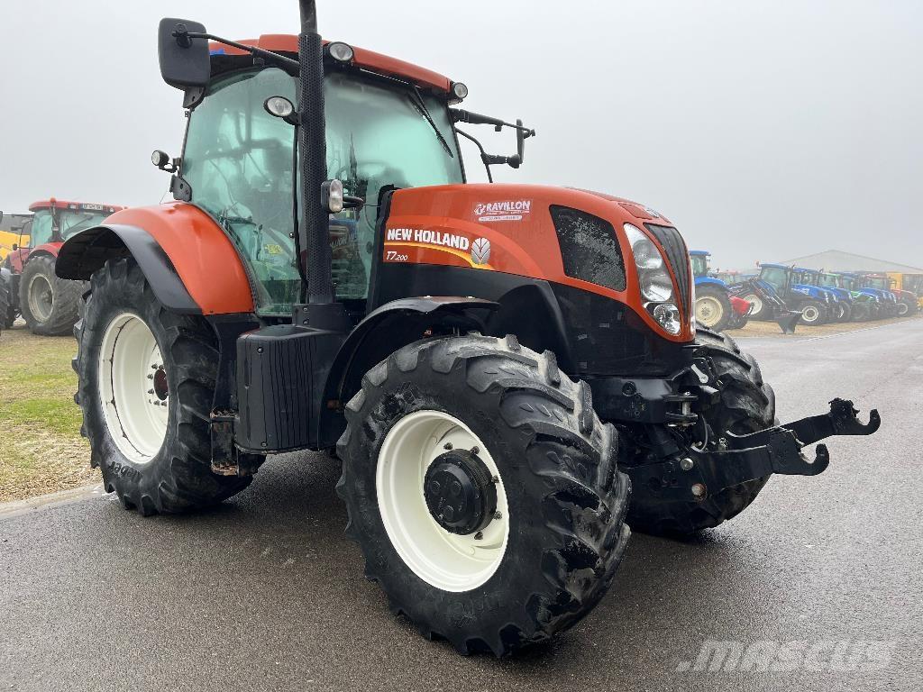 New Holland T7.200 Traktory