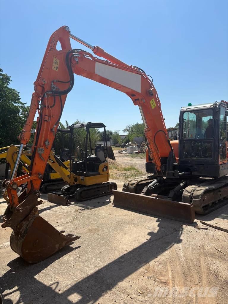 Doosan DX 80 R Midi rýpadla 7t - 12t