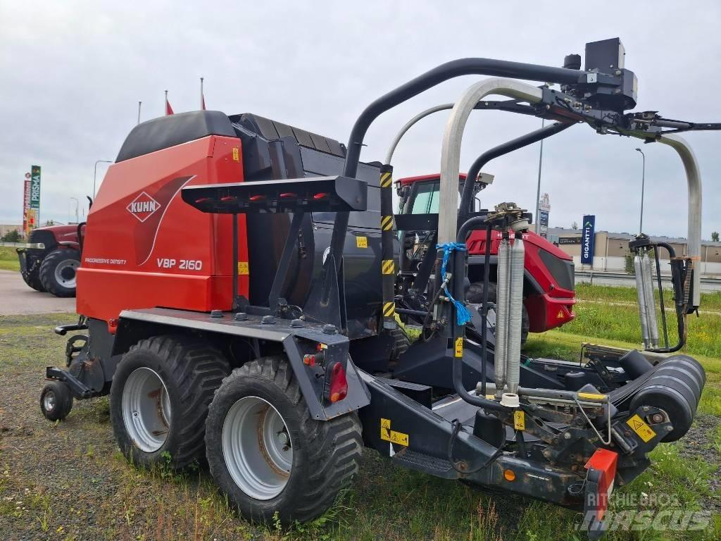 Kuhn VBP 2160 OC 23 Lis na válcové balíky