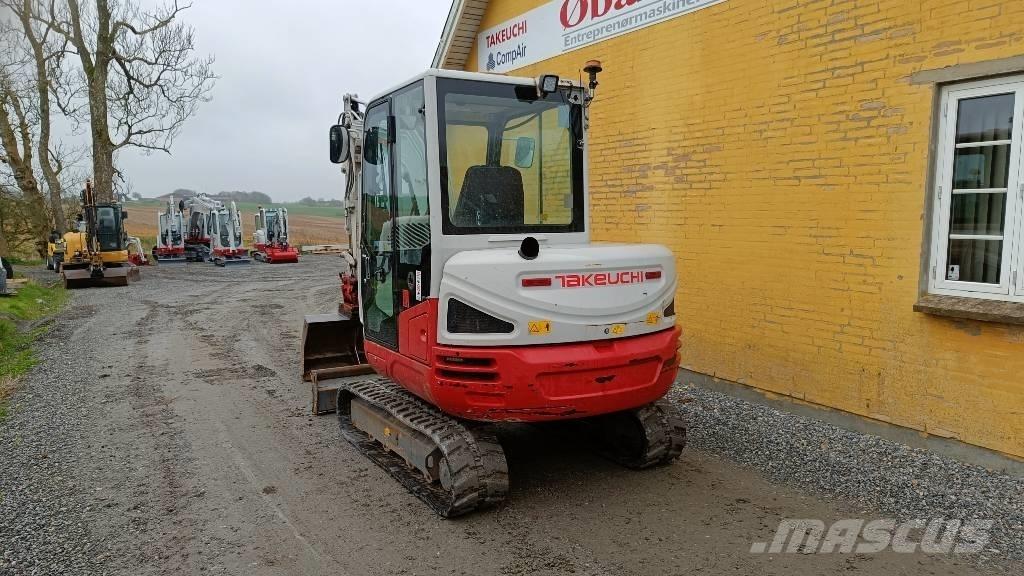 Takeuchi TB240 Mini rýpadla < 7t