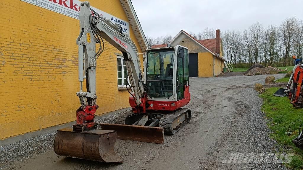 Takeuchi TB240 Mini rýpadla < 7t