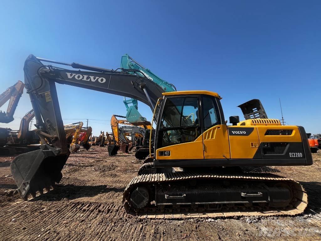 Volvo EC 220 Pásová rýpadla