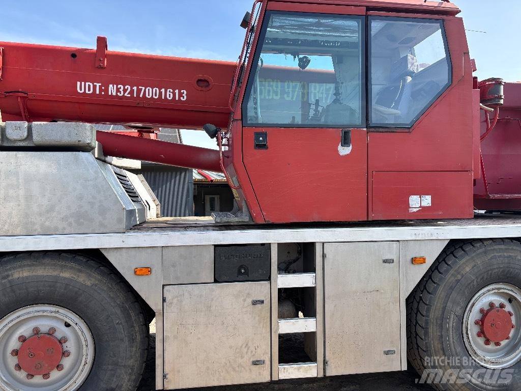 Liebherr LTM 1030 Univerzální terénní jeřáby
