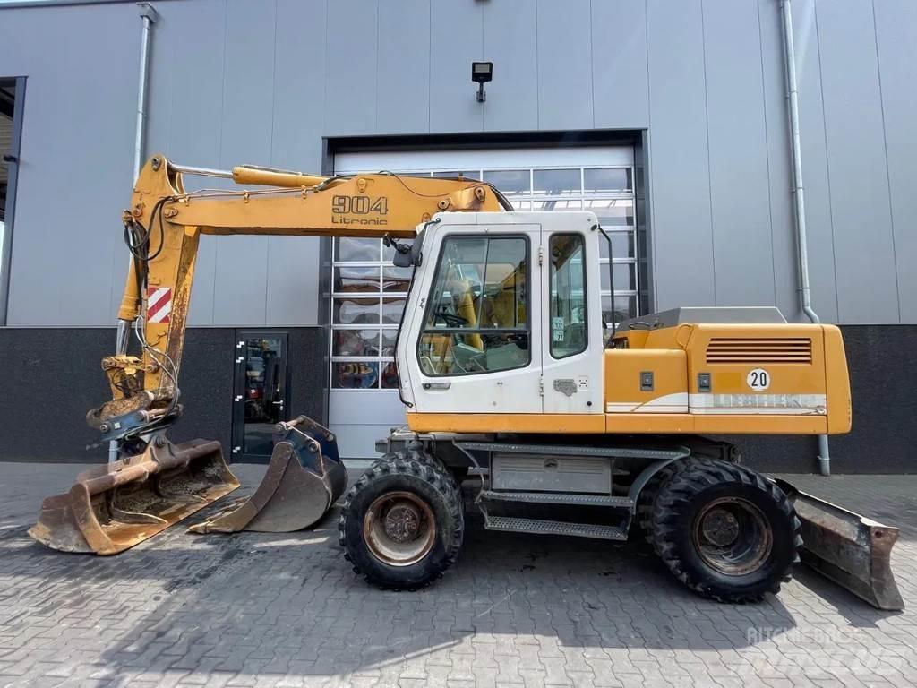 Liebherr A904C | A/C Kolová rýpadla