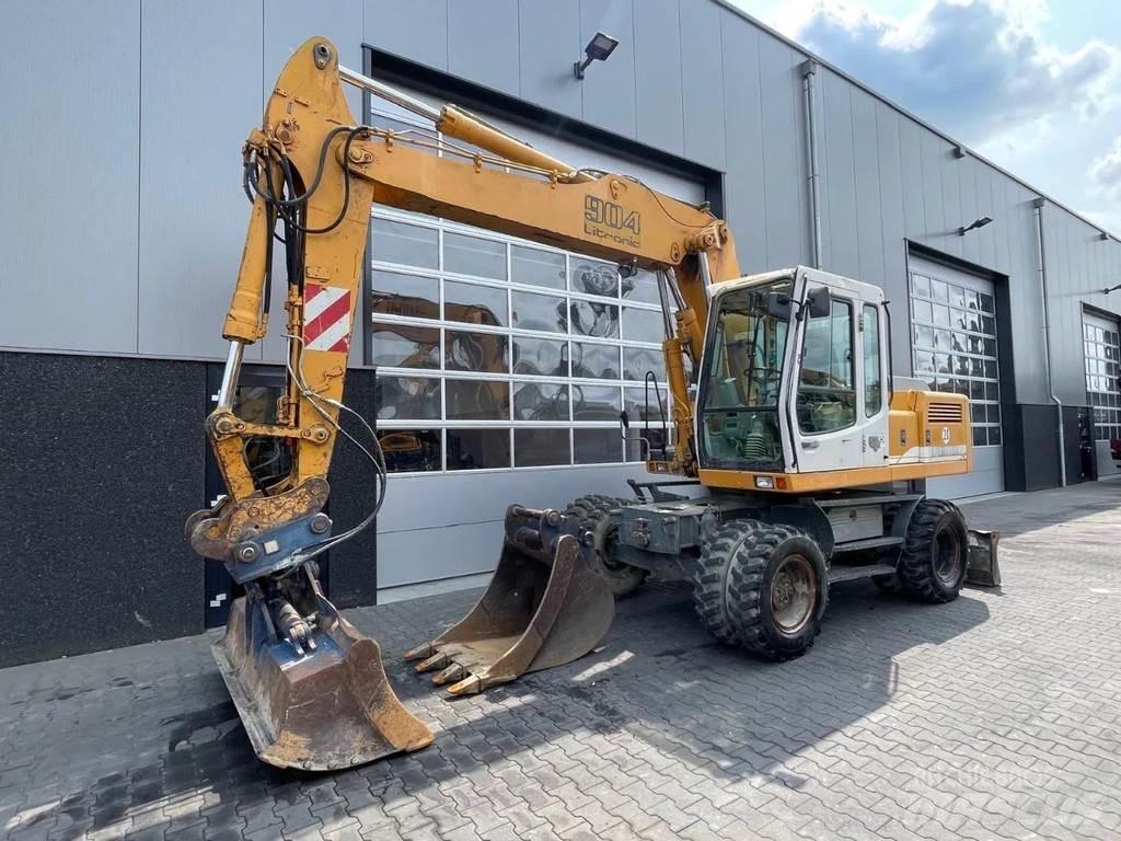 Liebherr A904C | A/C Kolová rýpadla