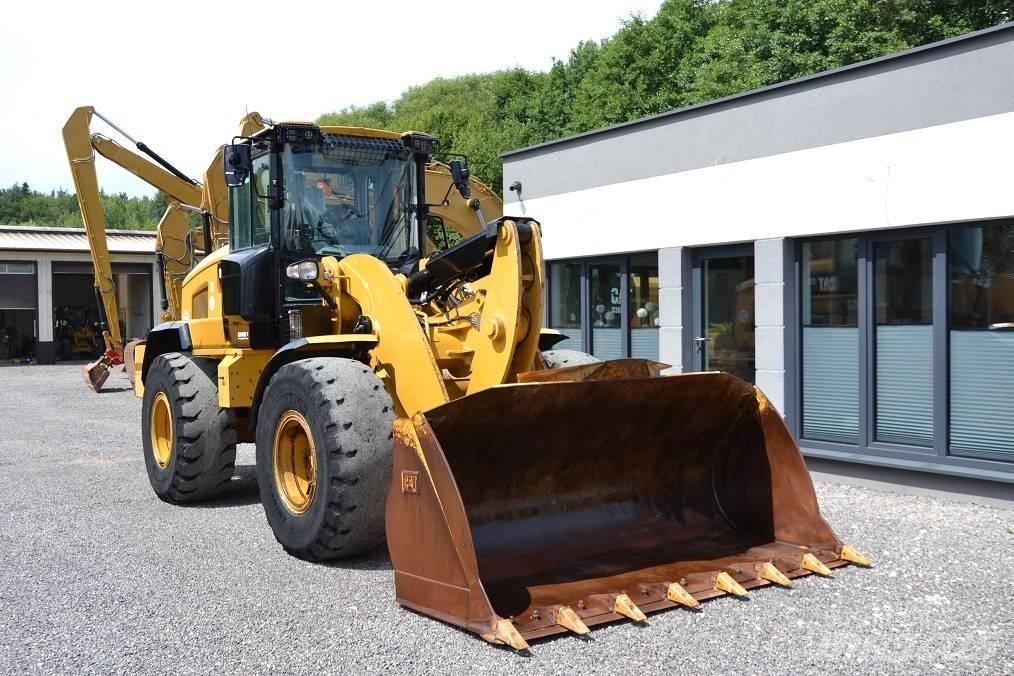 CAT 938 M Kolové nakladače