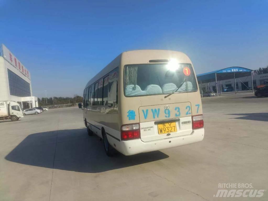 Toyota Coaster Bus Minibusy