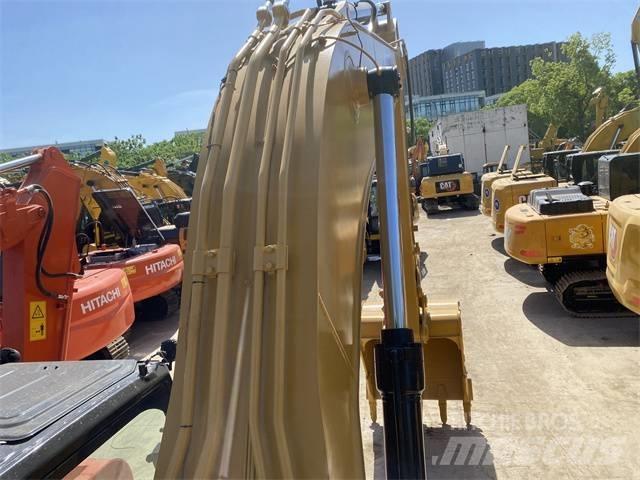 CAT 330 GC Pásová rýpadla