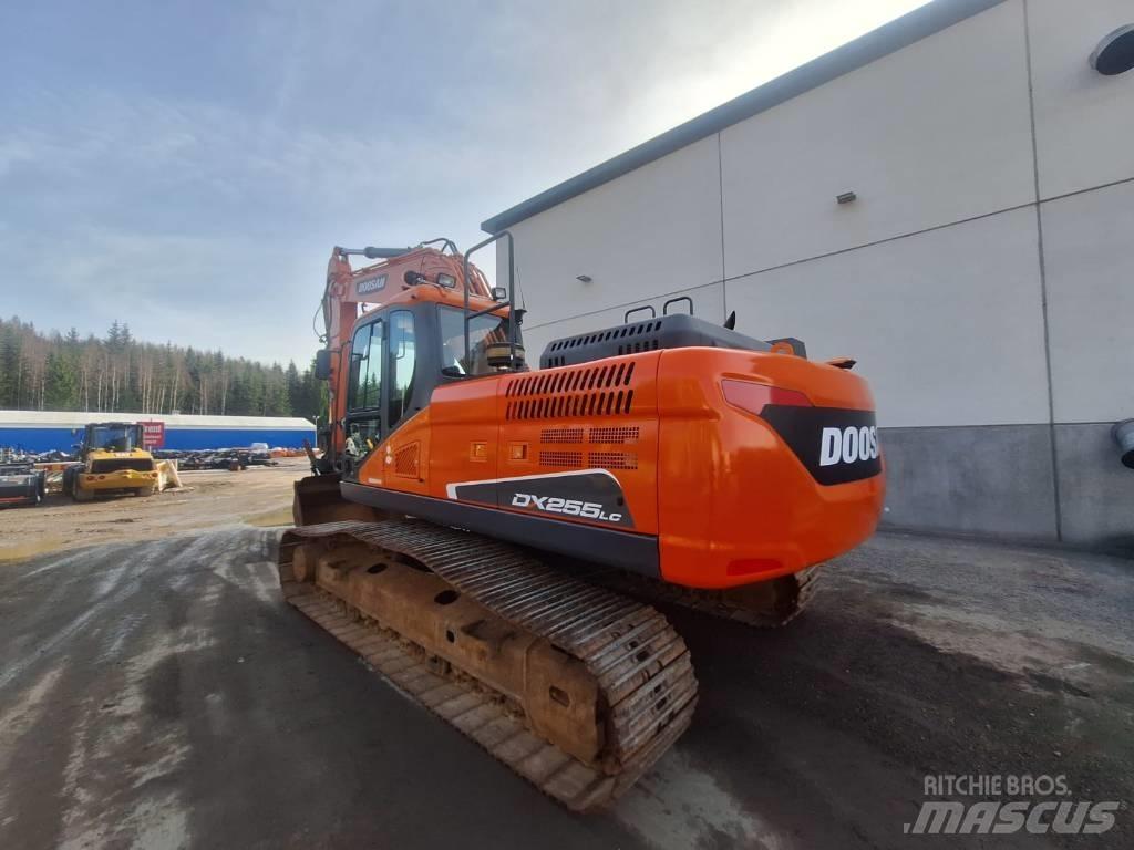 Doosan DX 255 LC-5 Pásová rýpadla