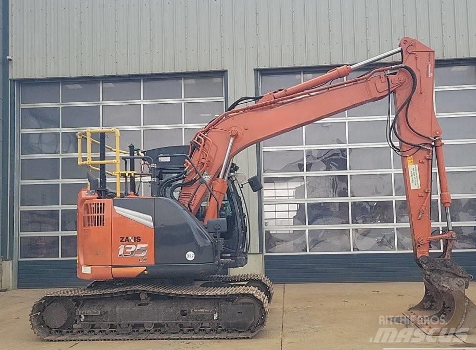 Hitachi ZX135US-7 Pásová rýpadla