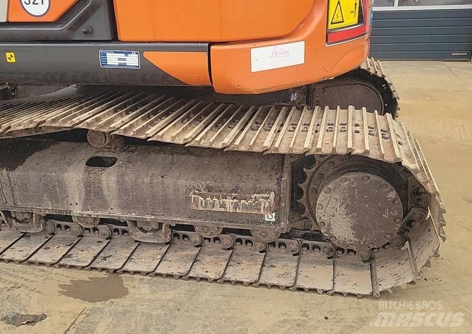 Hitachi ZX135US-7 Pásová rýpadla
