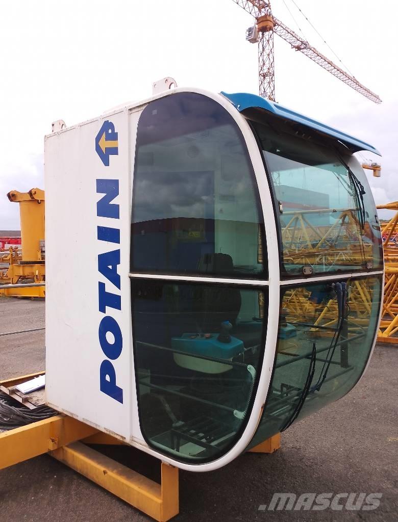 Potain MD208A Stavební jeřáby