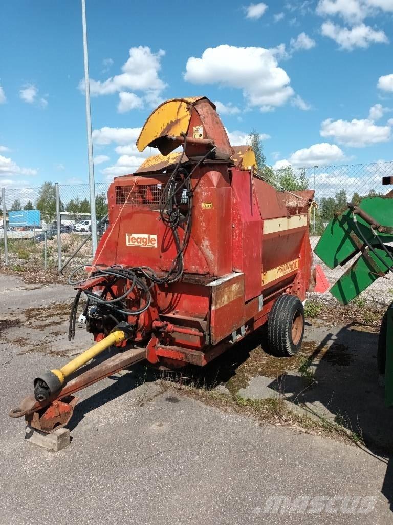 Tomahawk 808 Drtiče a řezače balíků