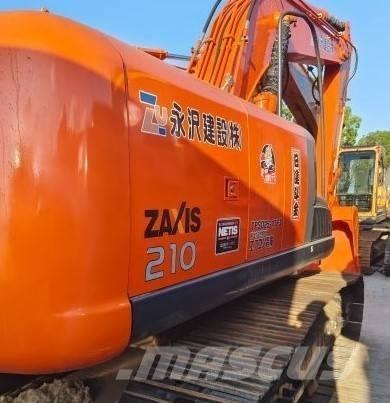 Hitachi ZX 210 Pásová rýpadla